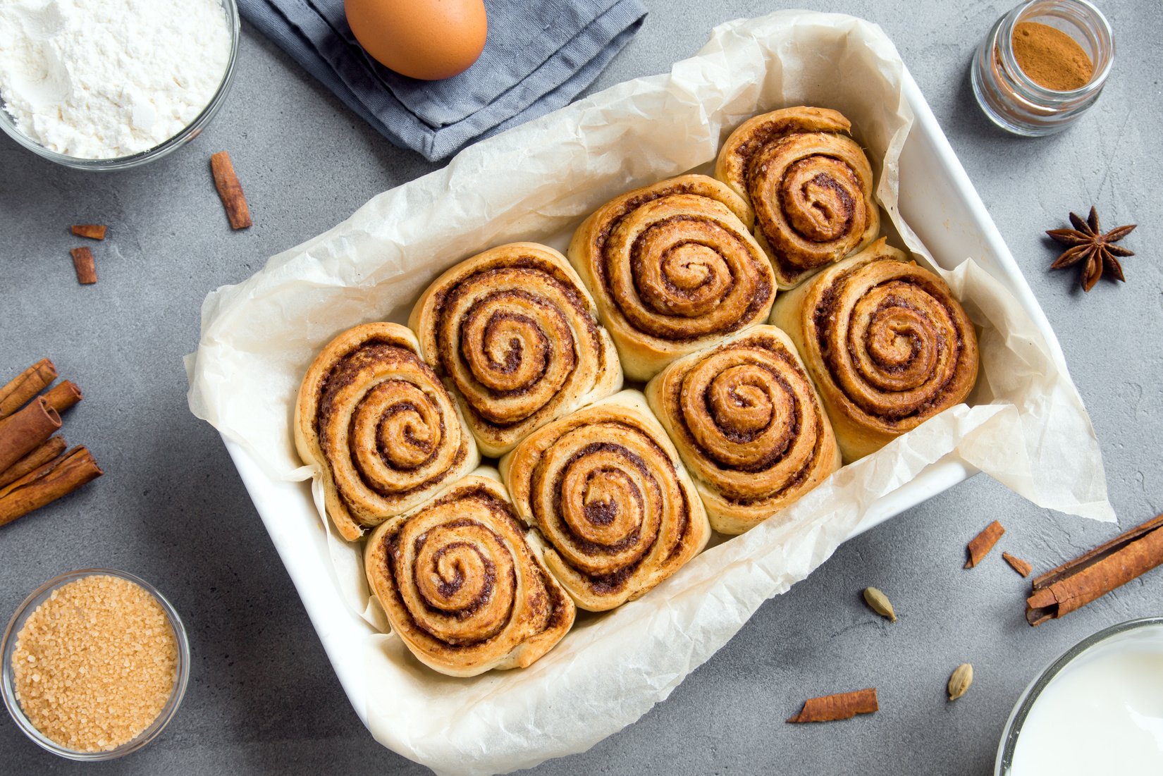 Cinnamon rolls or cinnabons